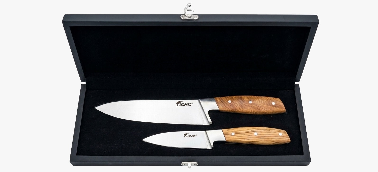 Premium chef knife set by Chef Knife — teak wood handle, hand-forged in Sialkot, Pakistan